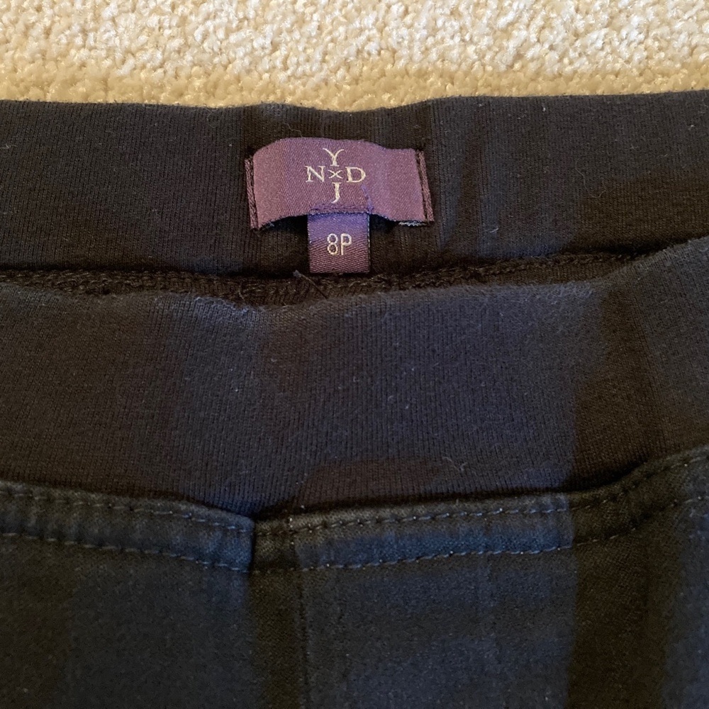 NYDJ Black Pull-On Jeans  Size 8 - Picture 3 of 7
